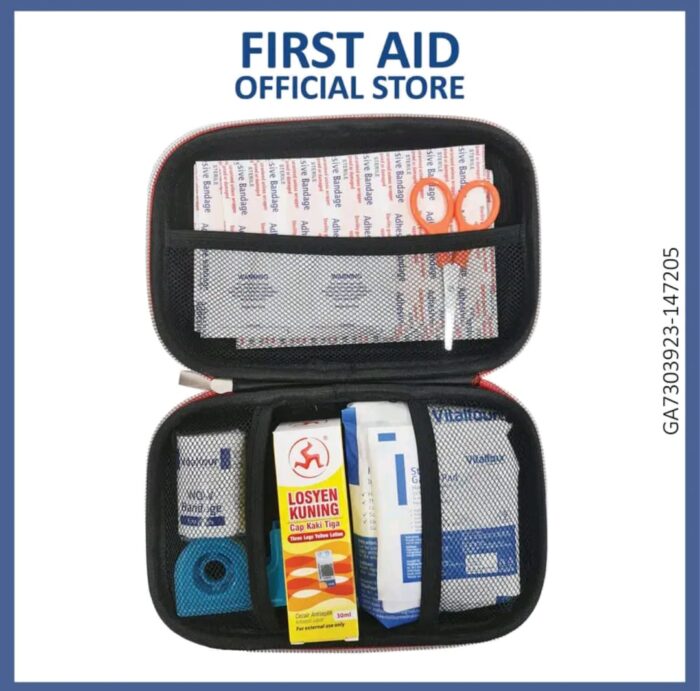Water Resistant Pouch First Aid Kit High Grade - Image 6